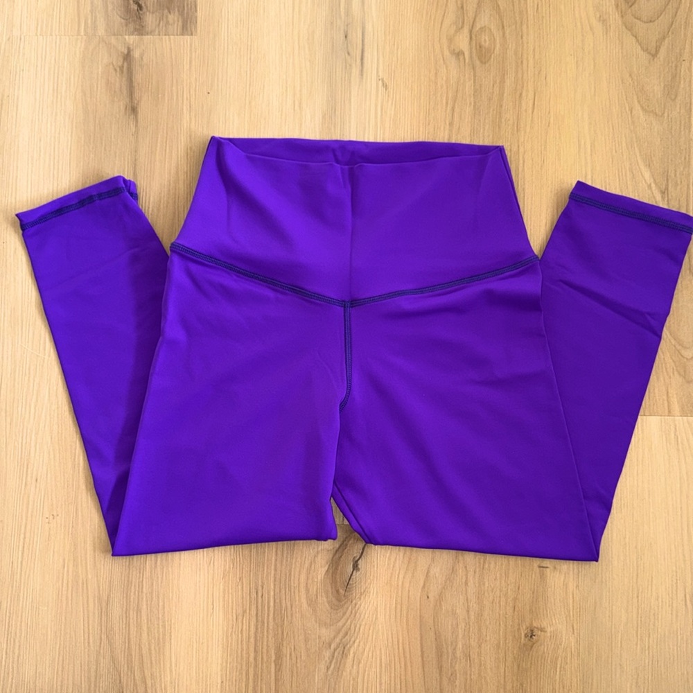 ABS2B Fitness leggings Capri UVA Purple Medium High waist athletic apparel